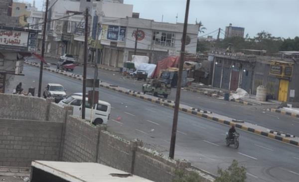 الحوثيون يسيطرون على مدينة المخا الاستراتيجية عقب معارك ضارية