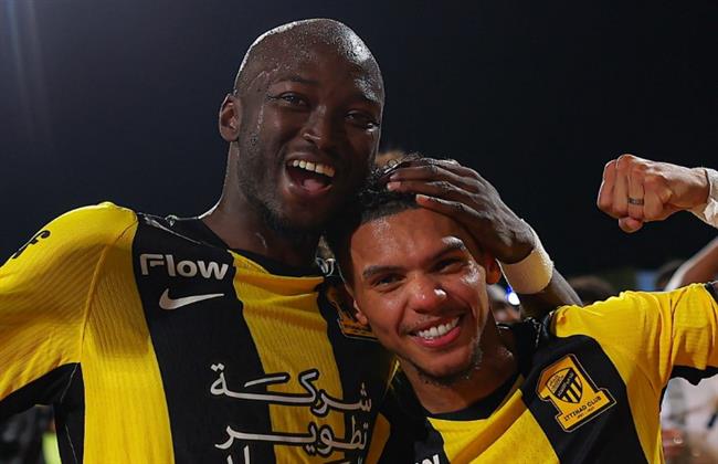 الاتحاد يهزم الفيصلي بثلاثية ويعتلي صدارة الدوري السعودي مؤقتًا