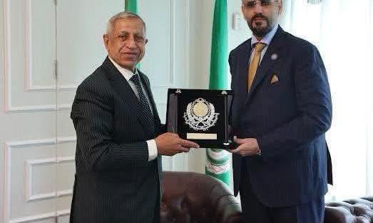 السفير الليبي يزور الأكاديمية العربية للعلوم والتكنولوجيا