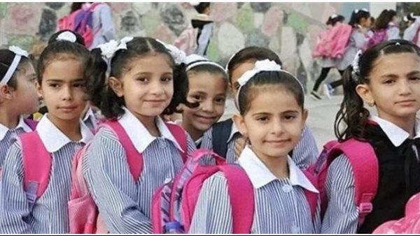  «عام دراسي جديد».. انطلاق الدراسة في 12 محافظة اليوم