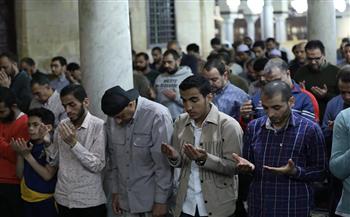   ما حكم القنوت في صلاة الفجر وهل يعتبر بدعة؟