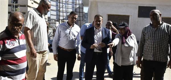محافظ بورسعيد يتفقد أعمال إنشاء سوق التصنيع  الحضاري الجديد بحي الضواحي