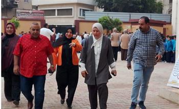  رئيس مدينة شبرا الخيمة ومدير إدارة غرب يتابعان انطلاق العام الدراسي الجديد 