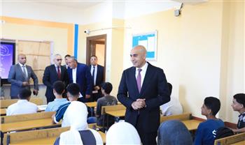   وزير التربية والتعليم يتفقد عددا من مدارس محافظة كفر الشيخ ويتابع جاهزية الفصول