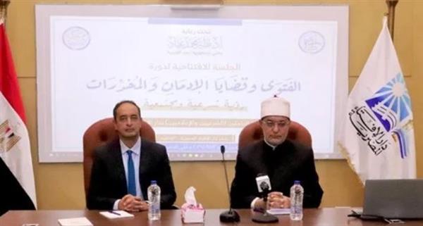 مفتي الجمهورية ومدير صندوق مكافحة الإدمان يفتتحان برنامج "الفتوى والإدمان"