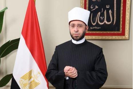 وزير الأوقاف يجري اتصالًا للاطمئنان على وكيل الأزهر ومرافقيه عقب حادث سير