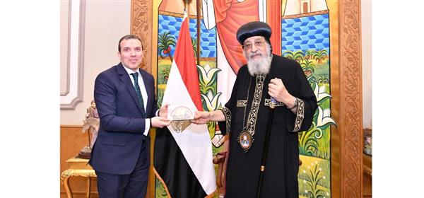 البابا يستقبل رئيس هيئة الإسعاف