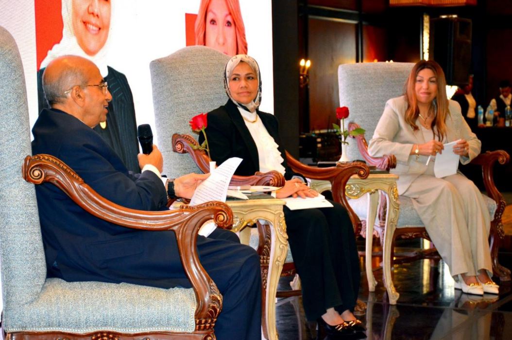 رشا عبدالعال: حوار مستمر مع مجتمع الأعمال لتطوير المنظومة الضريبية