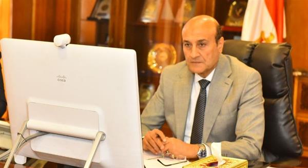 محافظ أسيوط يشارك في اجتماع مجلس المحافظين