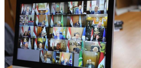 محافظ المنيا يشارك في اجتماع مجلس المحافظين لاستعراض عدد من الملفات الخدمية والتنموية