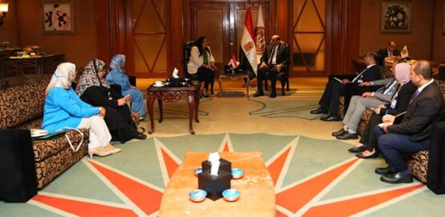 وزير العمل يلتقي رئيسة الوفد المغربي المشارك في مؤتمر العمل العربي