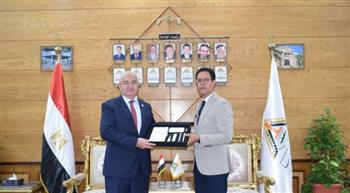 رئيس جامعة بنها يستقبل سفير أذربيجان بالقاهرة لبحث سبل التعاون