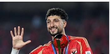 مصدر بالأهلي يحسم حقيقة عودة وسام أبو علي