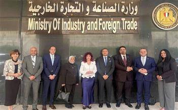   الرئيس التنفيذي لصندوق تنمية الصادرات يبحث دعم الصادرات مع اتحاد المستثمرات العرب