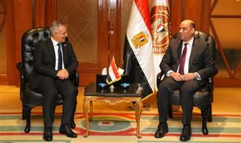 وزير العمل يبحث مع نظيره اليمني تأهيل العمالة