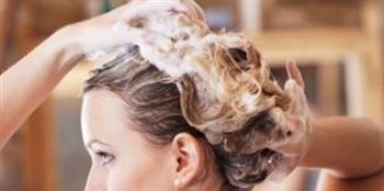   5 إضافات للشامبو.. هل تعزز صحة الشعر أم قد تضر فروة الرأس؟
