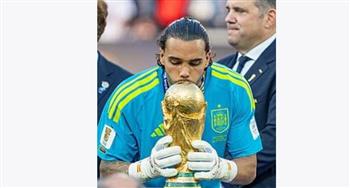   جيمي كاراجر: ديفيد رايا هو اللاعب الأهم في أرسنال