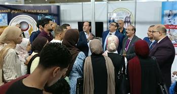 العلوم الصحية تستقبل مئات الطلاب بجناحها في "إيجي هيلث"