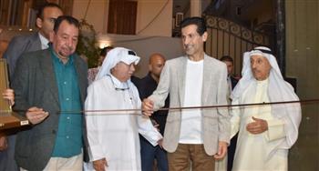 السفير القطري بالقاهرة يفتتح معرض "جذور معاصرة" بجاليري حامد ندا بالزمالك