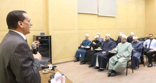 عميد معهد الخدمة الاجتماعية ببورسعيد: بناء الوعي يبدأ بالمعرفة والفهم والاقتناع