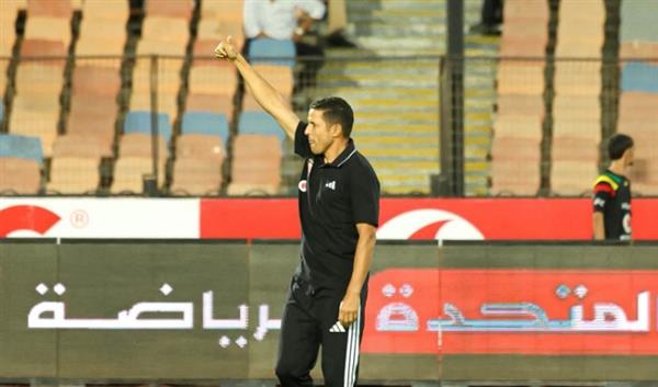 الأهلي يشيد بدعم جماهيره للحسين عموتة: "جمهور واعٍ.. دائمًا يصنع الفارق"