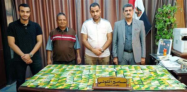 ضبط 300 بطاقة تموينية داخل أحد المخابز بسوهاج