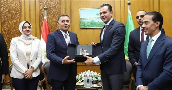 قيادات «مستقبل وطن» تشهد سداد المصروفات الدراسية لغير القادرين بالقليوبية