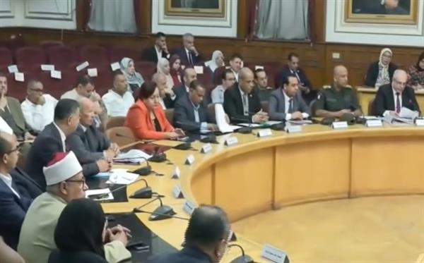 الرئاسة تتحرك لإعادة الوجه الحضاري للقاهرة.. تفاصيل مبادرة التشجير