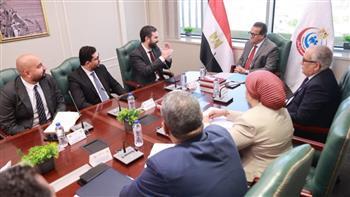 وزير الصحة يبحث مع رئيس مجلس إدارة «إليفيت» تعزيز الشراكات والاستثمارات في القطاع الصحي