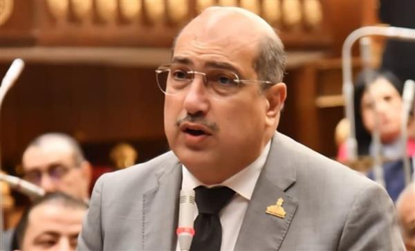 وهبة: رسائل الرئيس السيسي من الأكاديمية العسكرية تؤكد أن بناء الوعي وإعداد الشباب ركيزتان لحماية الدولة