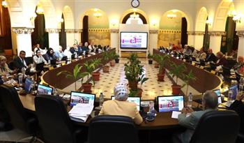   مجلس الدراسات العليا والبحوث بجامعة الإسكندرية يؤكد دعم الباحثين