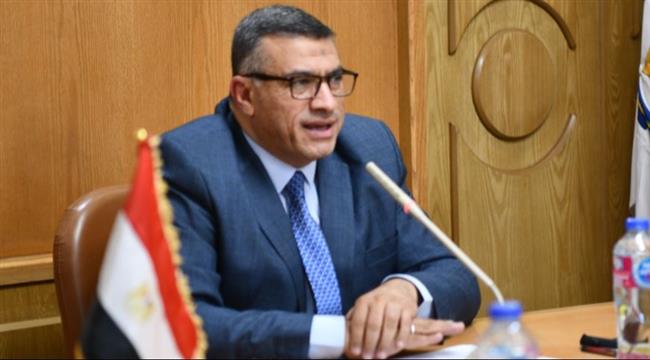 محافظ قنا: توفير 60 خطا للسيرفيس للربط بين قنا الأم وقنا الجديدة