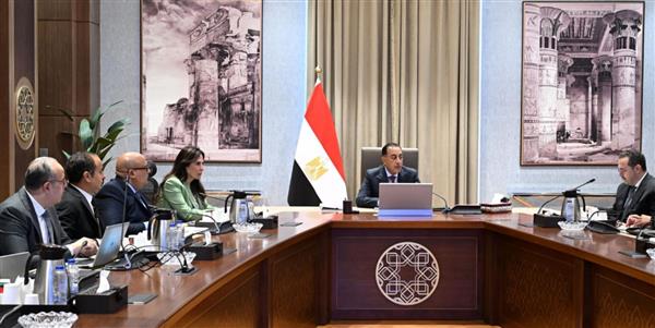 رئيس الوزراء يتابع جهود ضبط وتنظيم السوق العقارية