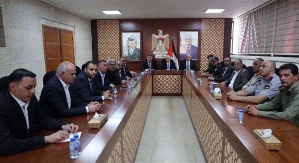 رئيس الوزراء الفلسطيني: إجراءات الاحتلال تستهدف تهجير وتجويع الشعب الفلسطيني