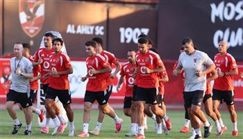   الأهلي يختتم استعداداته لمباراة سموحة بالدوري