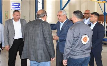   وزير الإنتاج الحربي يتفقد خطوط الإنتاج بشركة هليوبوليس للصناعات الكيماوية