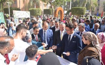   رئيس جامعة بنها يفتتح تطوير قسم وقاية النبات بزراعة مشتهر بتكلفة 41 مليون جنيه