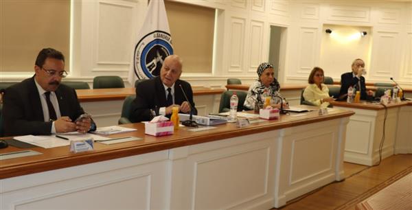 مجلس أمناء جامعة الإسكندرية الأهلية يعقد اجتماعه الأول للعام الجامعي 2026/2027