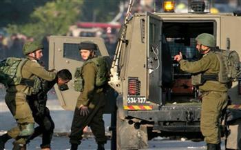 الاحتلال الإسرائيلي يعتقل عشرات الفلسطينيين في الضفة الغربية والقدس
