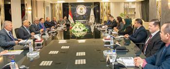   الإنتاج الحربي والإسكان يتابعان مشروعات حياة كريمة بالمحافظات