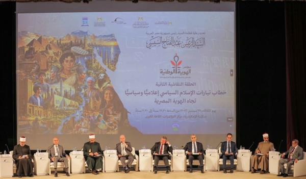 وزير الاتصالات الأسبق يطالب بإنتاج نماذج وطنية للذكاء الاصطناعي