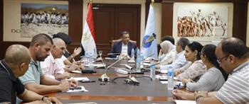   محافظ البحر الأحمر يعتمد محاور جديدة لرصف طرق الغردقة