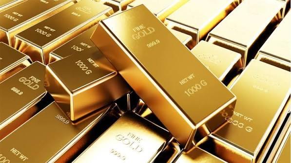 الذهب يتراجع خلال نهاية التعاملات