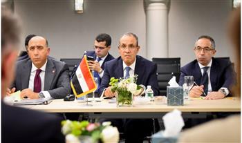   وزير الخارجية ومستشار الأمن القومي البريطاني يؤكدان أهمية مواصلة الارتقاء بمستوى العلاقات بين البلدين