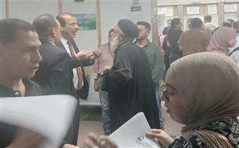   نائب وزير الصحة يتفقد معامل الصحة العامة لمتابعة انتظام العمل