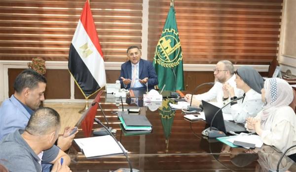 محافظ القليوبية يوجّه بسرعة استغلال 68 فدانًا بالقلج لإقامة السكن البديل