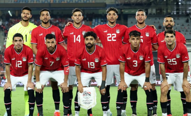 مصر بالزي الأحمر أمام أنجولا في افتتاح مشوار تصفيات أمم أفريقيا