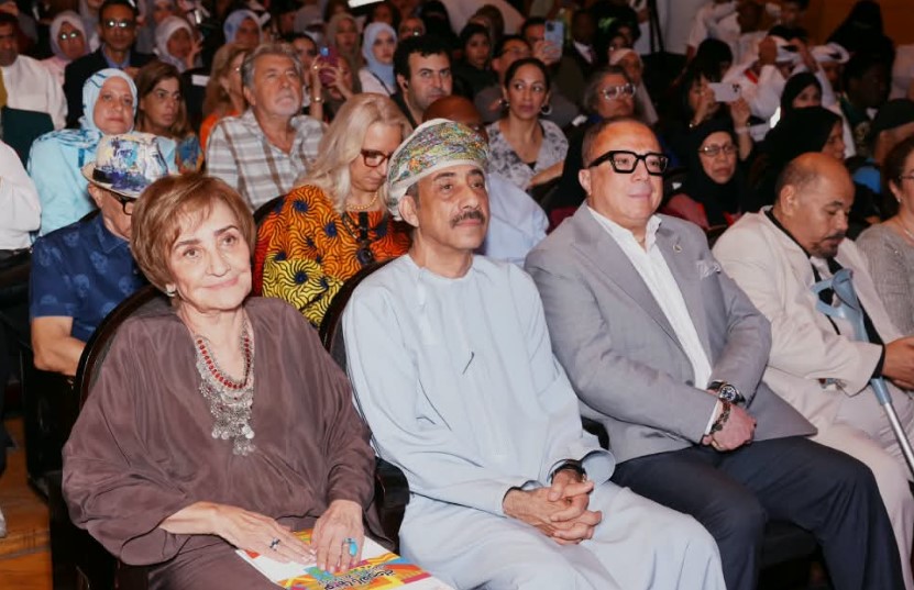 السفير العماني بالقاهرة: «أولادنا سعادة وحب» رسالة تؤكد أن الإبداع لا يعرف عائقًا