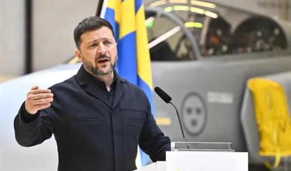 زيلينسكي: ترامب وافق على منح أوكرانيا ترخيصًا لإنتاج صواريخ "باتريوت"