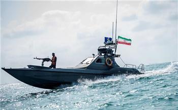 البحرية الإيرانية: سنستهدف السفن والمدمرات الأمريكية في المحيط الهندي في حال اندلاع حرب جديدة